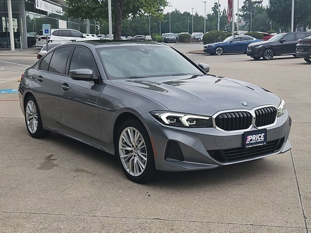 Certified 2023 BMW 330i Sedan w/ Parking Assistance Package RWD image 3