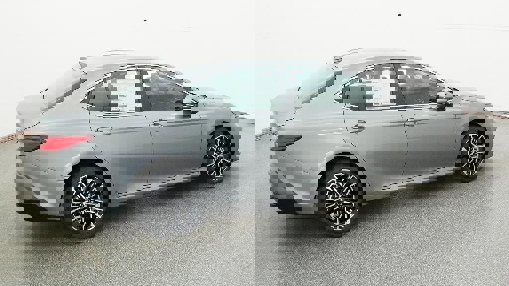 New 2026 Toyota Camry XLE image 7