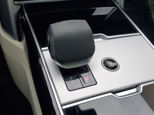 Certified 2024 Land Rover Range Rover SE image 30