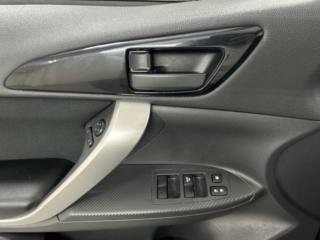 Used 2022 Mitsubishi Eclipse Cross ES AWD/4WD image 11
