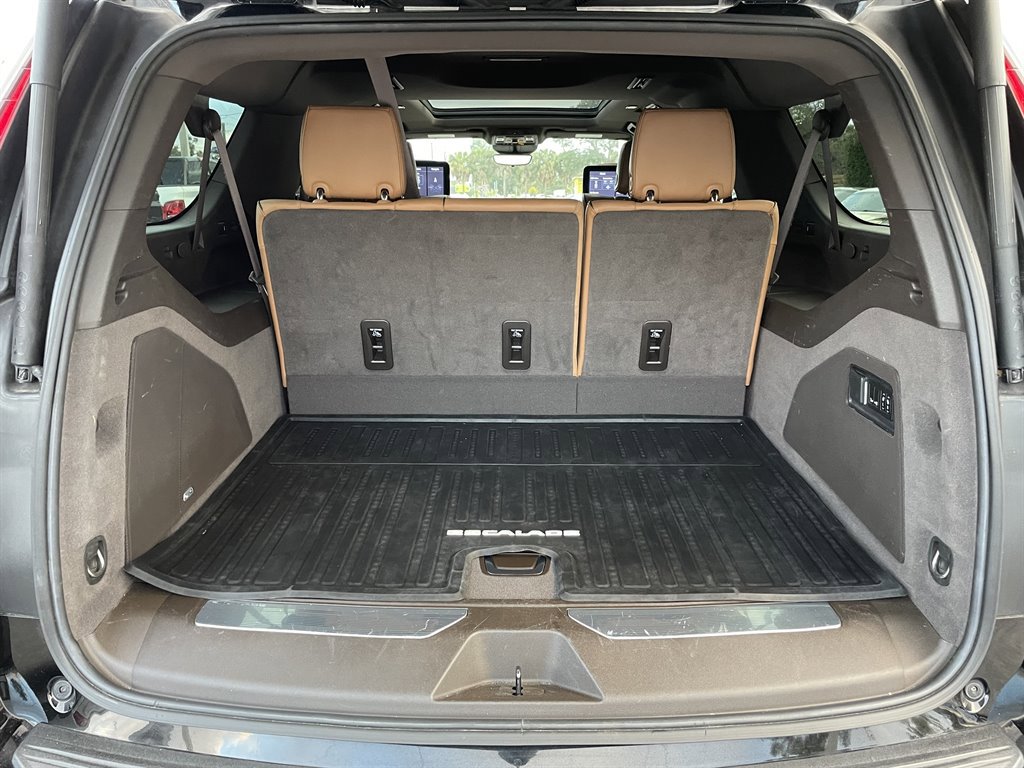 Used 2021 Cadillac Escalade ESV Sport w/ Driver Assist Tech Package RWD image 50