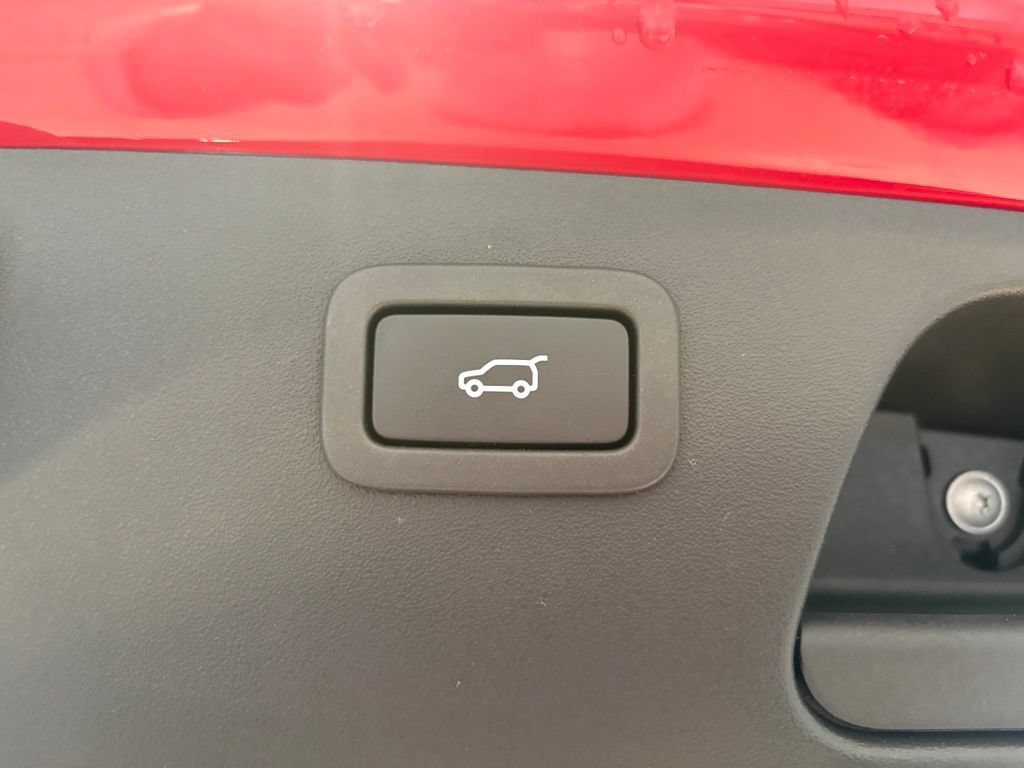 Used 2020 Jaguar E-PACE SE AWD/4WD image 21
