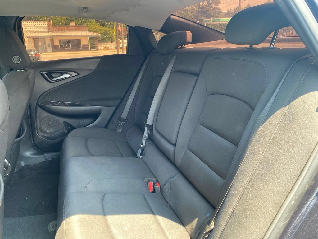 Used 2022 Chevrolet Malibu LT FWD image 16