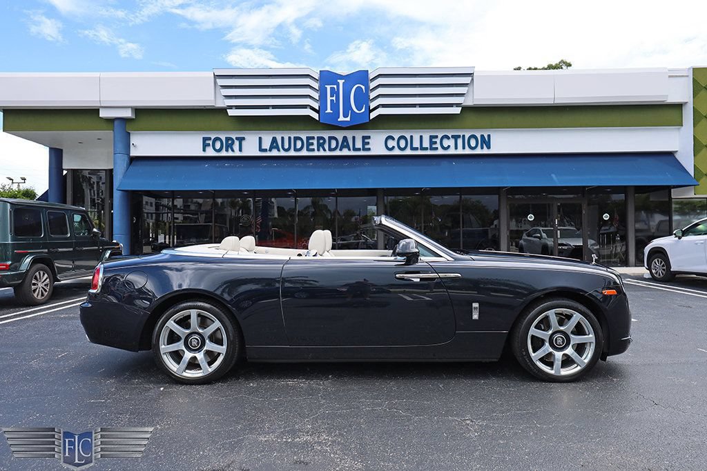 Used 2016 Rolls-Royce Dawn RWD image 2