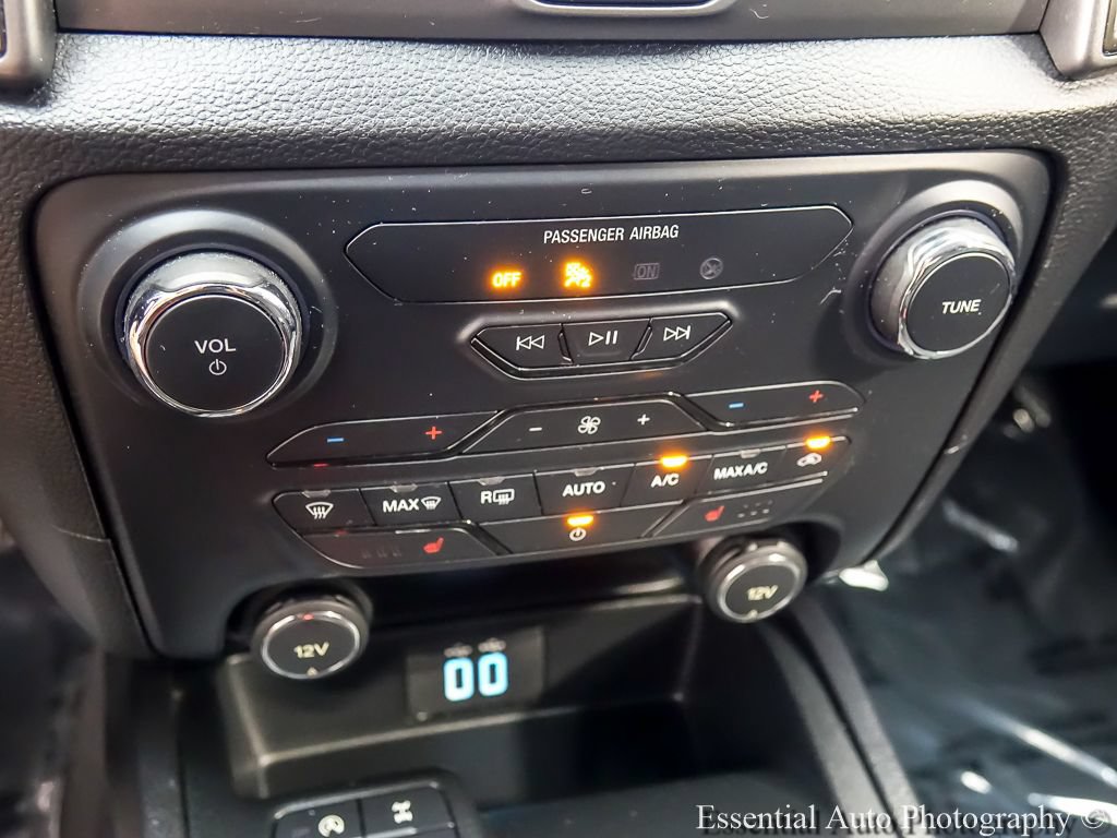 Used 2020 Ford Ranger XLT w/ Equipment Group 302A Luxury AWD/4WD image 16