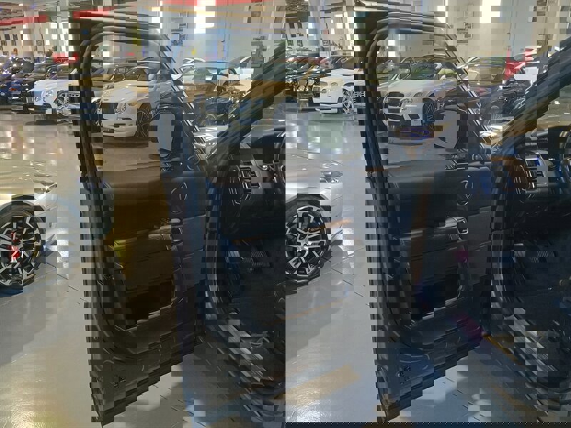 Used 2018 Land Rover Range Rover Sport HSE image 12