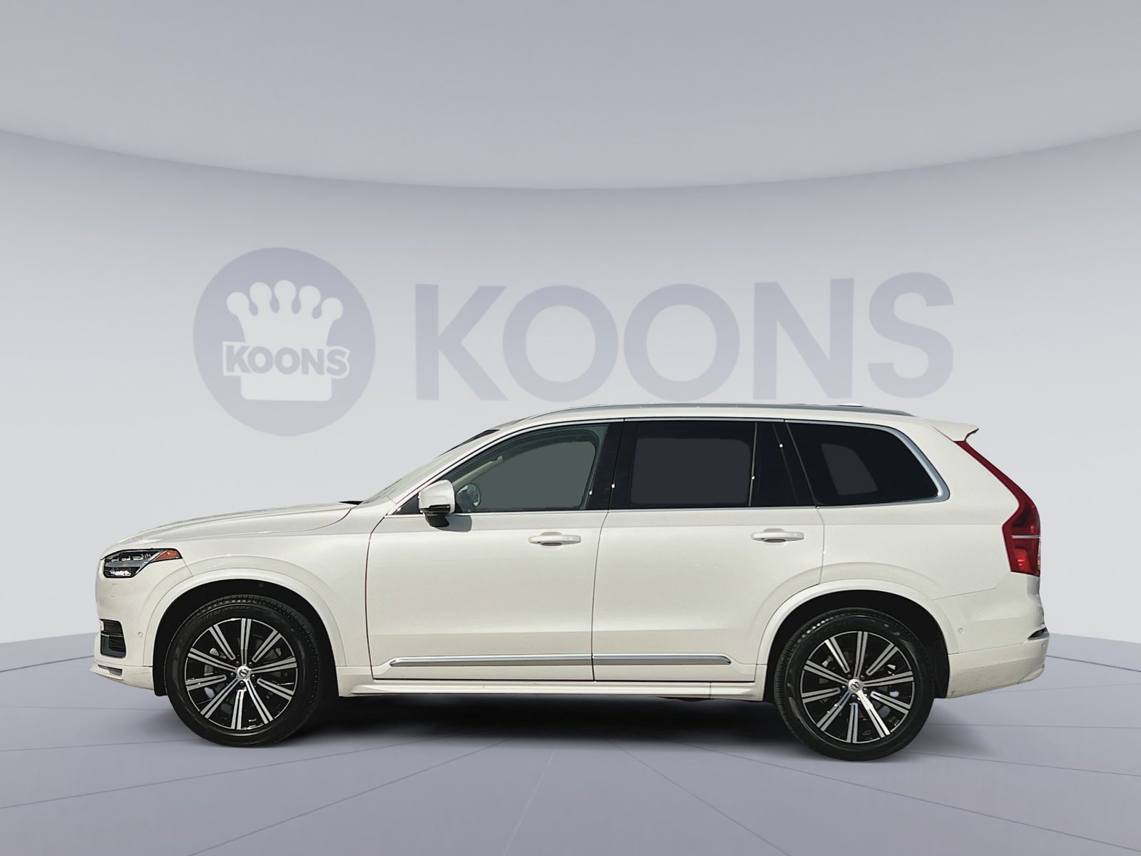 Used 2024 Volvo XC90 B6 Plus w/ Protection Package Premier image 2