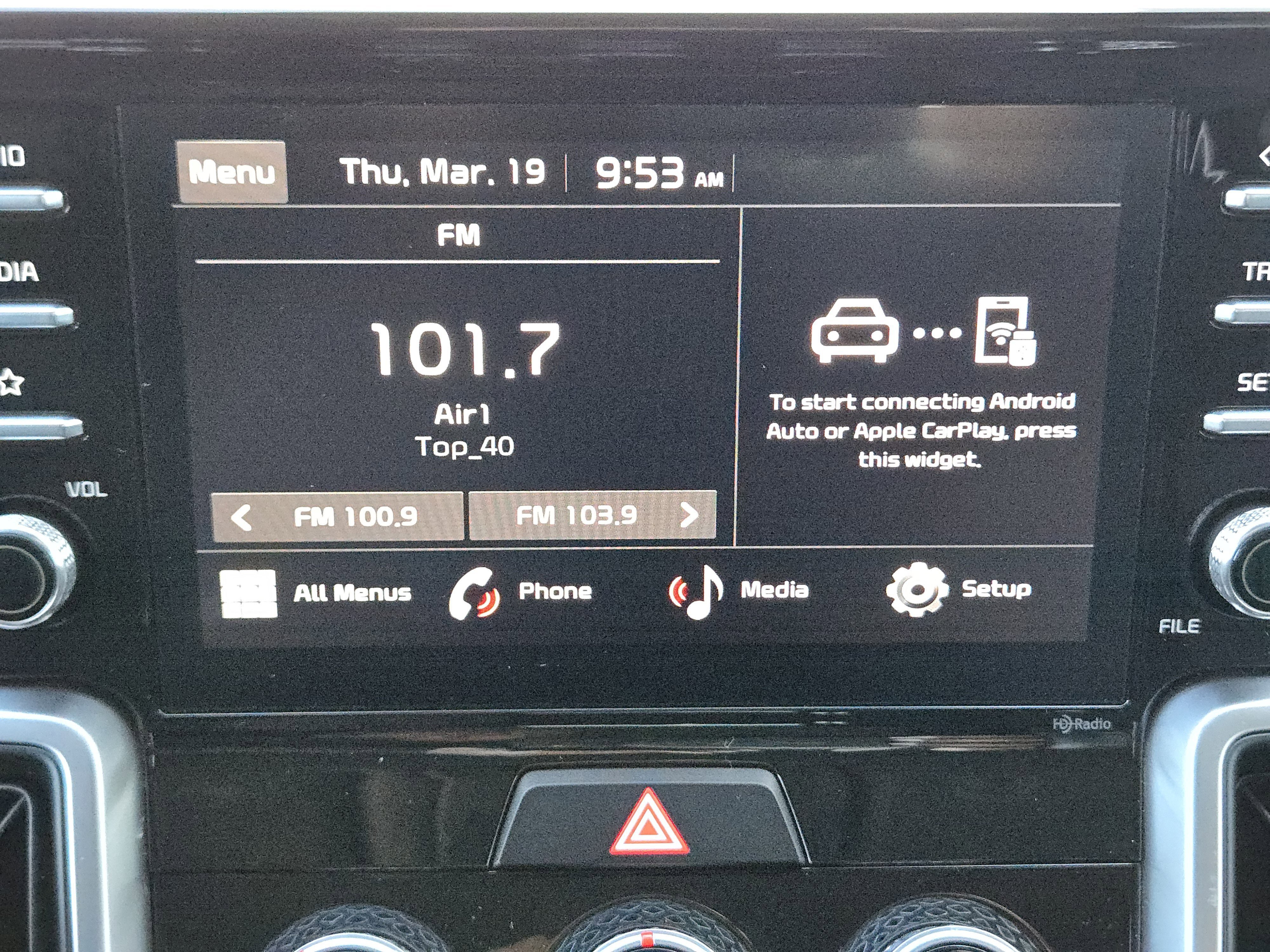 Used 2023 Kia Sorento LX image 18