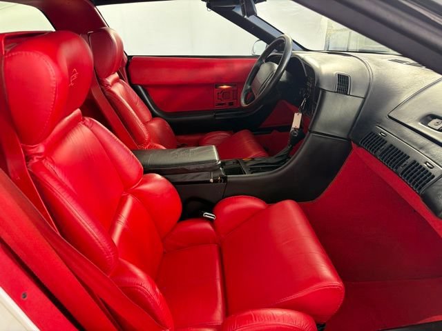 Used 1993 Chevrolet Corvette Coupe RWD image 26