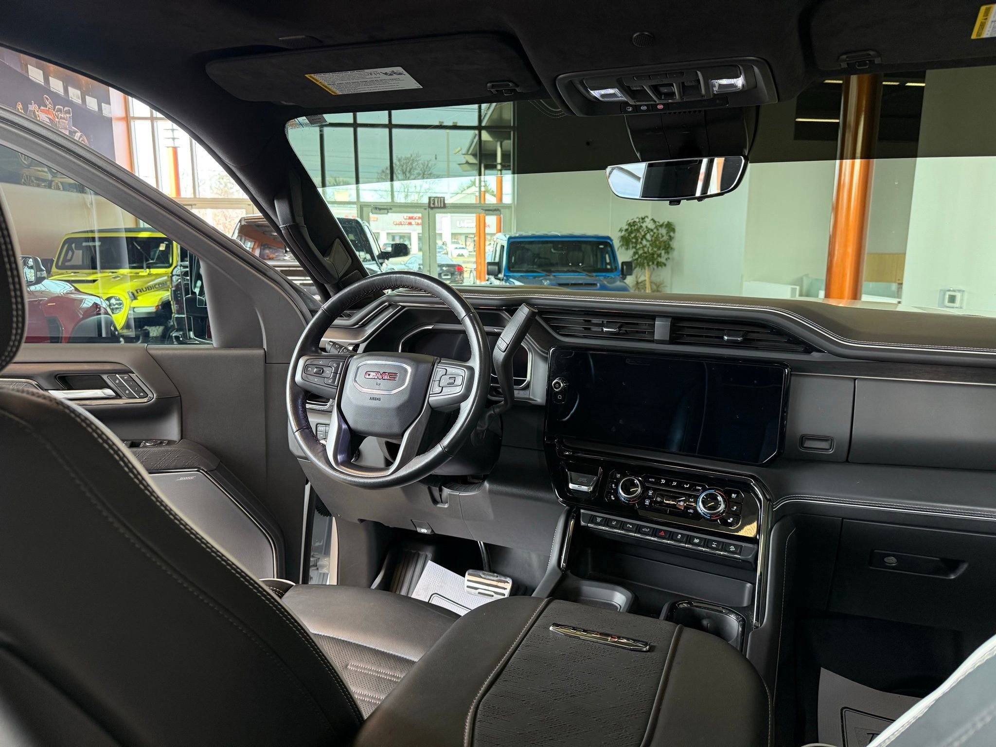 Used 2024 GMC Sierra 2500 AT4X image 41