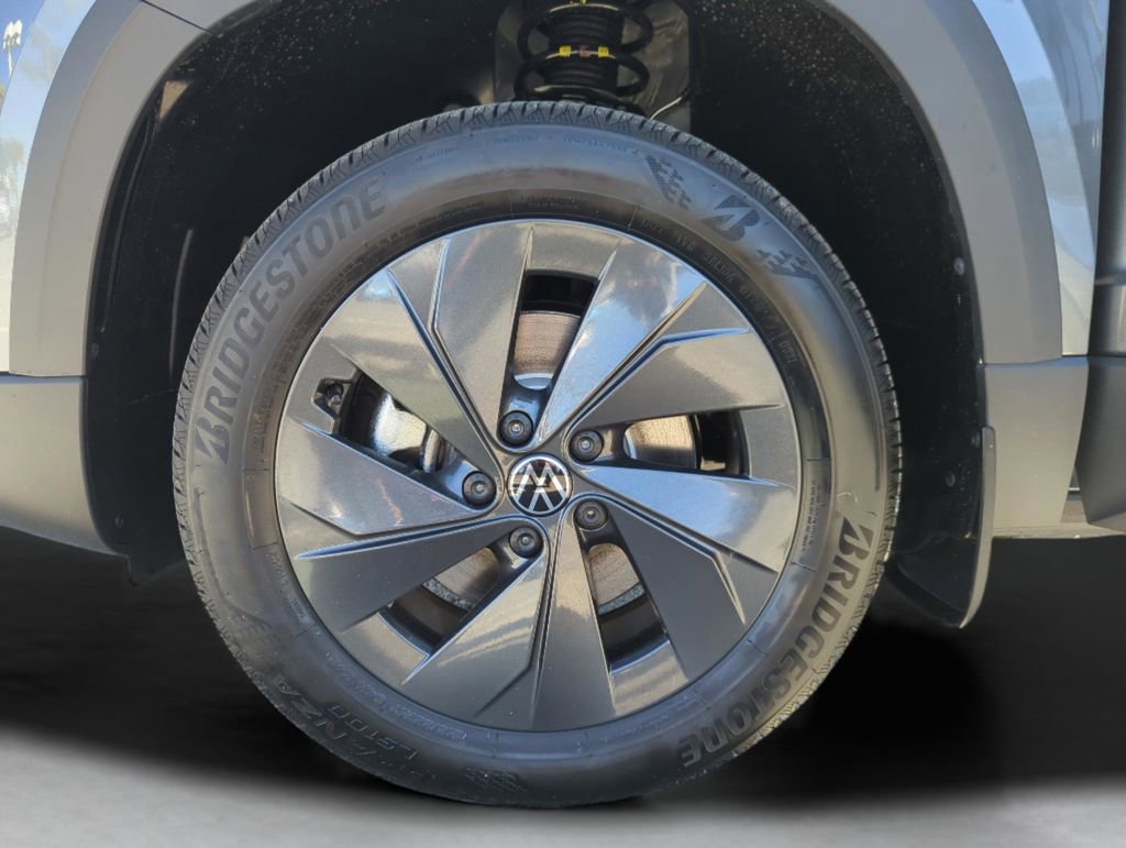 New 2026 Volkswagen Taos S image 46