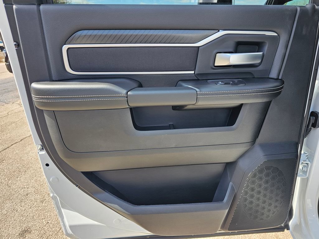 New 2026 RAM 2500 Big Horn image 32