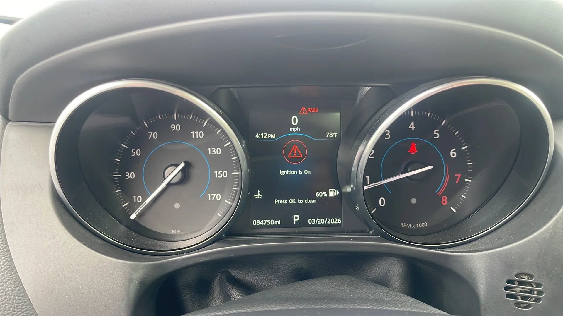 Used 2017 Jaguar F-PACE Premium image 16