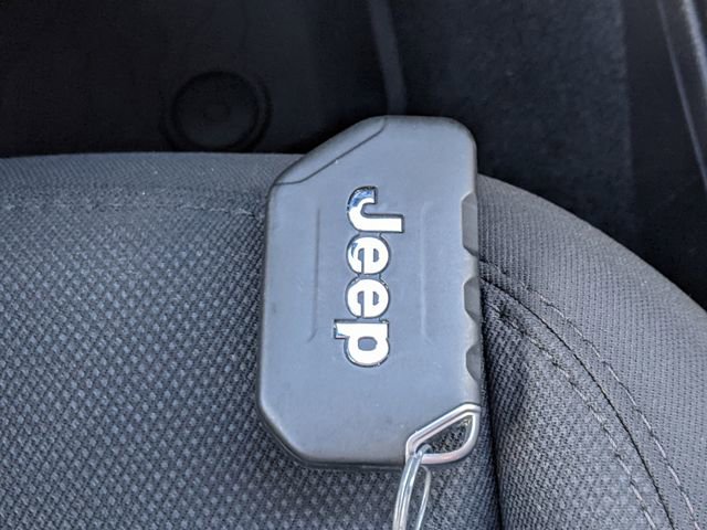Certified 2022 Jeep Wrangler Sport image 21