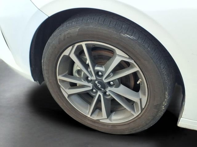 Used 2023 Kia Forte LXS image 19