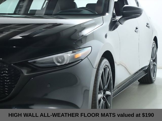 Used 2025 MAZDA MAZDA3 Hatchback w/Premium Plus Pkg image 4