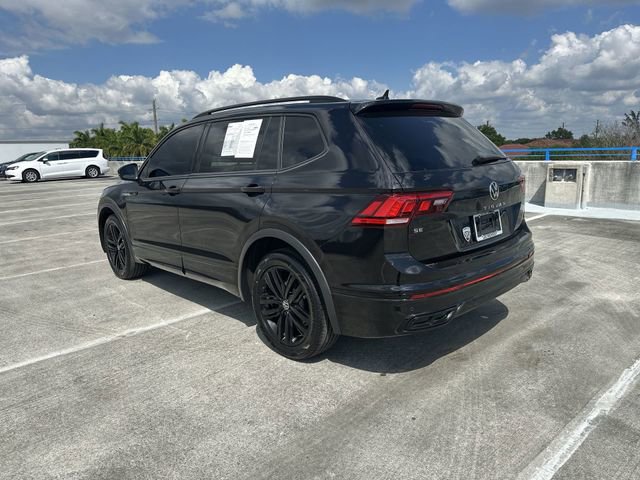 Used 2022 Volkswagen Tiguan SE R-Line image 16