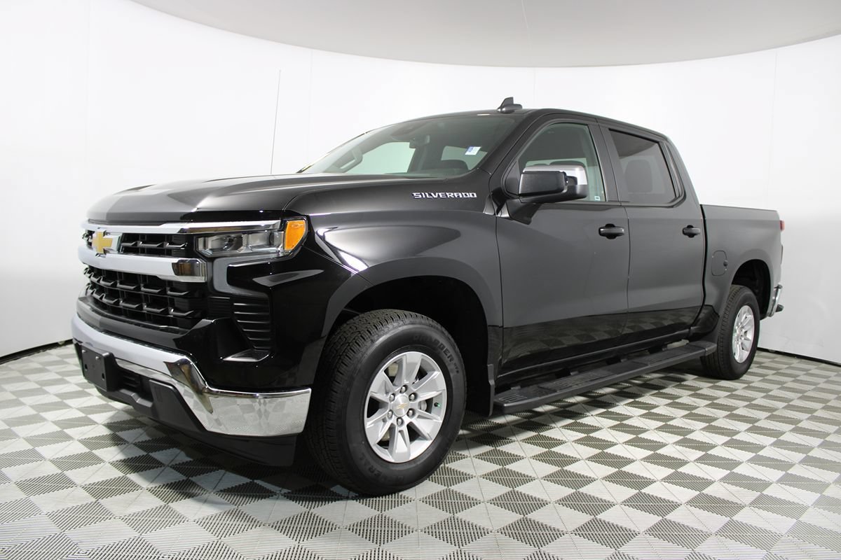 Used 2025 Chevrolet Silverado 1500 LT RWD image 38
