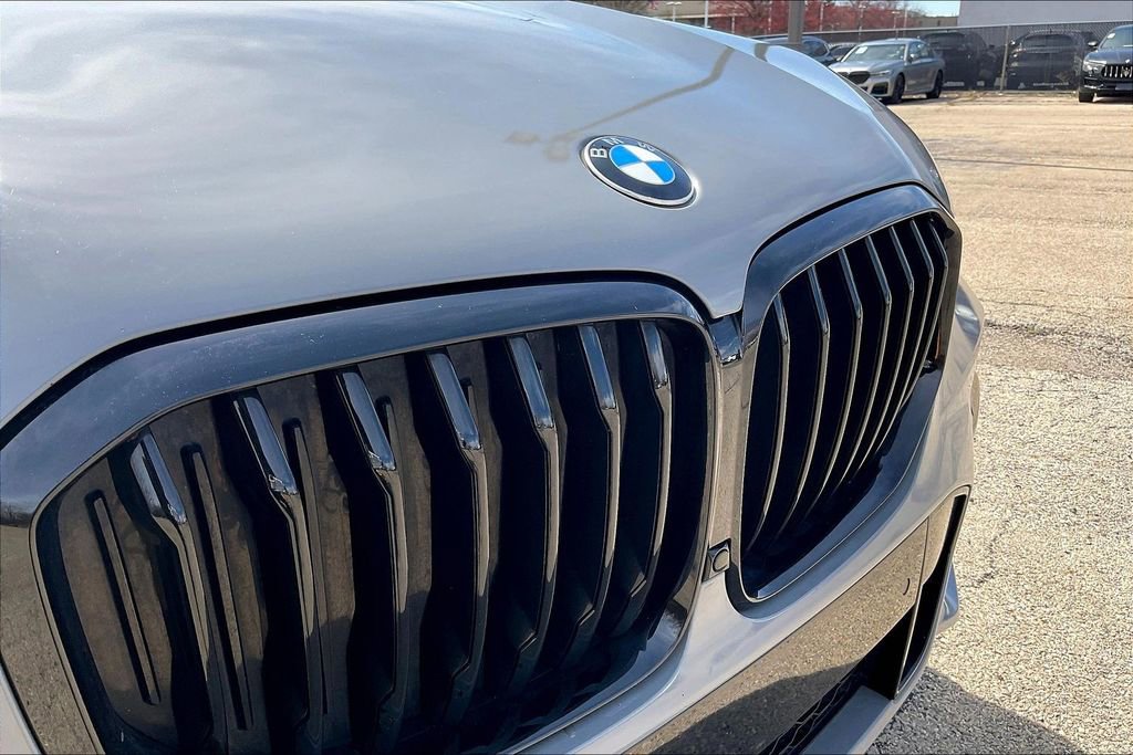 Used 2021 BMW X5 xDrive40i w/ M Sport Package image 33