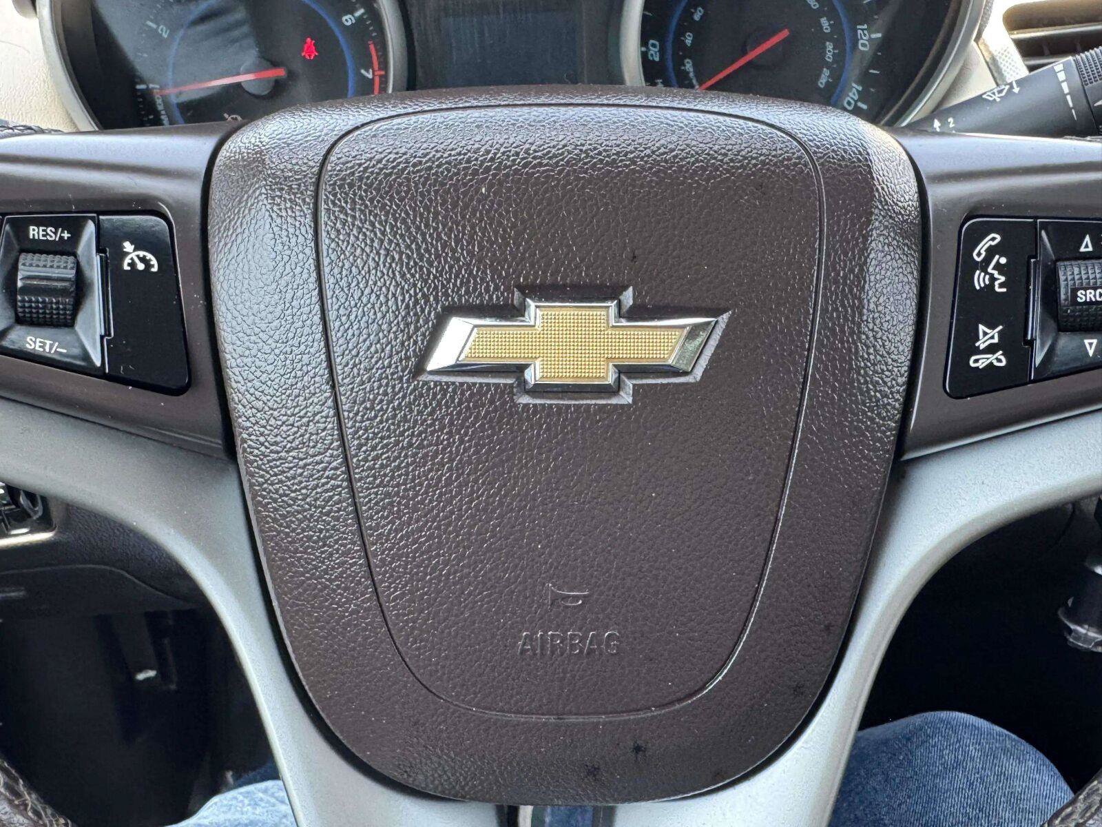 Used 2011 Chevrolet Cruze LTZ FWD image 27