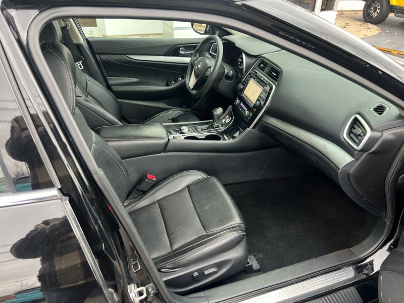 Used 2017 Nissan Maxima 3.5 SV image 9