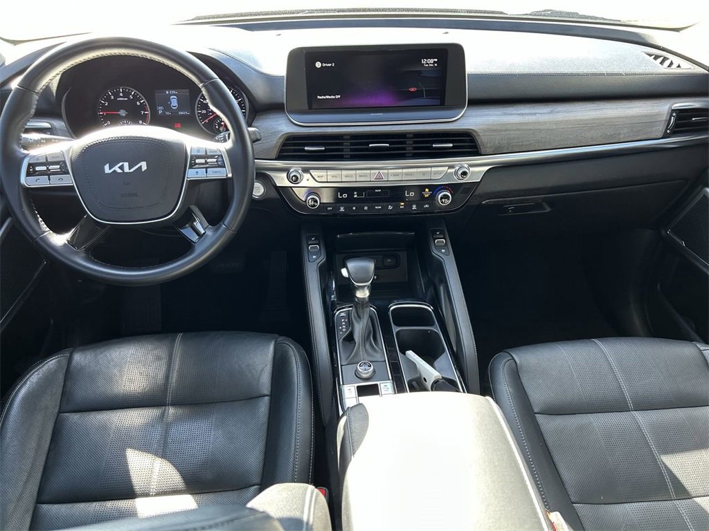 Used 2022 Kia Telluride EX w/ EX Premium Package image 2
