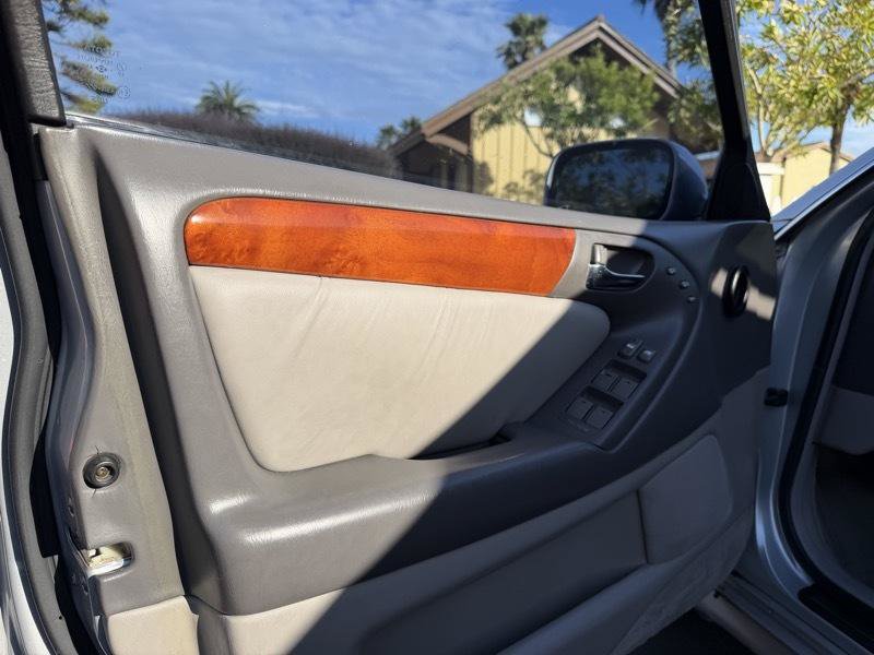 Used 1999 Lexus GS 300 w/ Premium Pkg RWD image 24