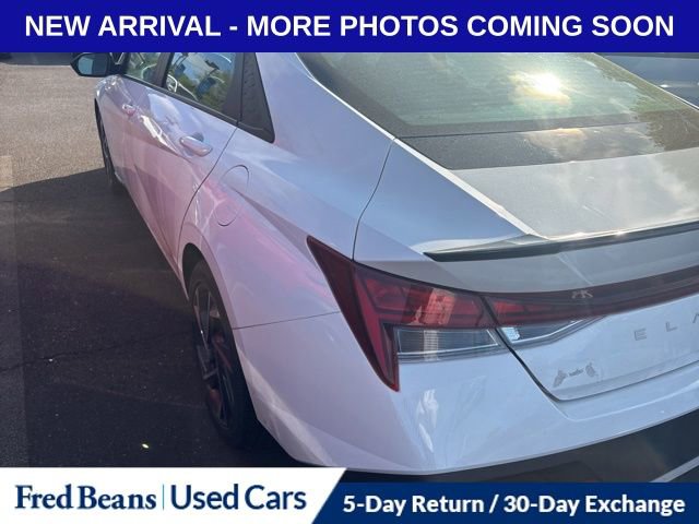 Used 2025 Hyundai Elantra SEL FWD image 8