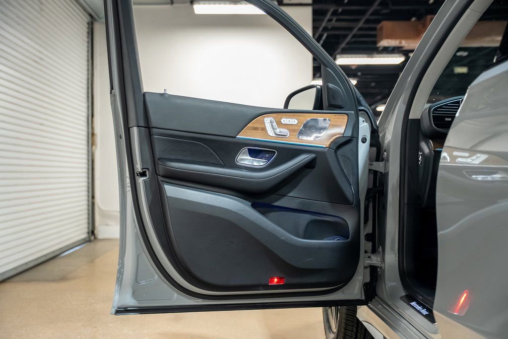 Used 2024 Mercedes-Benz GLE 350 4MATIC w/ AMG Line Exterior image 56