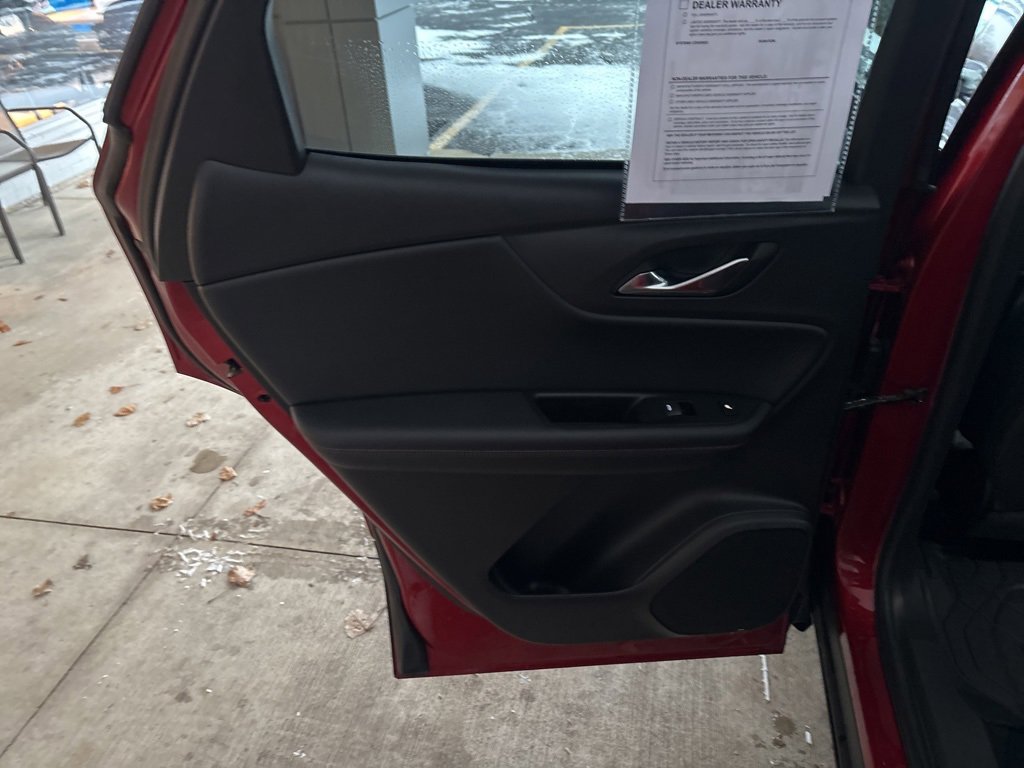 Used 2021 Chevrolet Blazer RS w/ Enhanced Convenience Package image 26