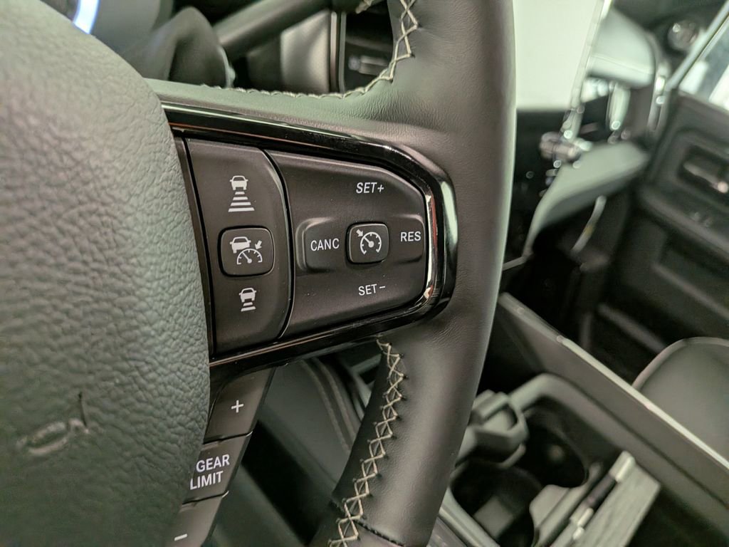 New 2026 RAM 2500 Limited AWD/4WD image 20