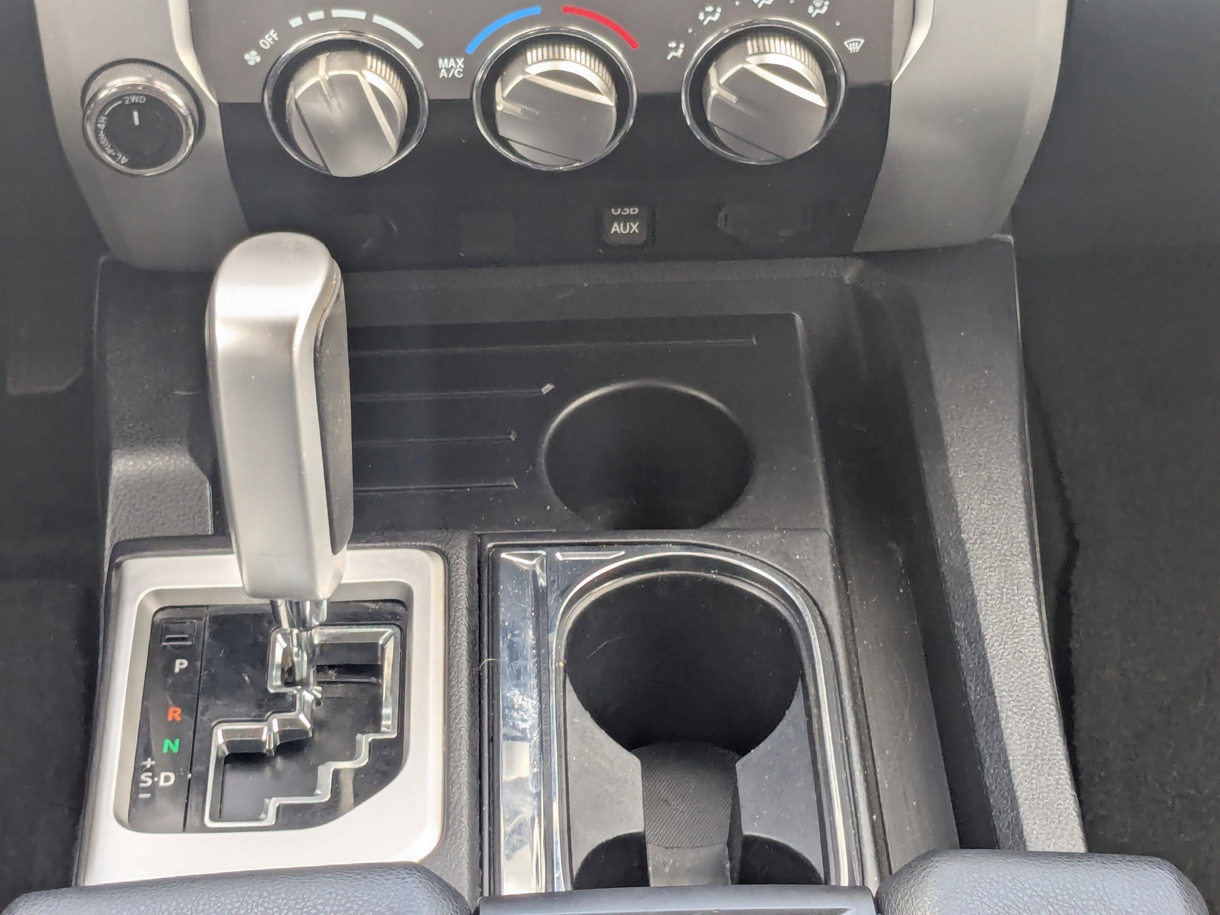 Used 2019 Toyota Tundra SR5 w/ TRD Off Road Package image 25