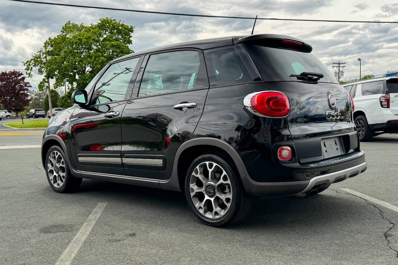 Used 2017 FIAT 500L Trekking w/ Popular Equipment Package FWD image 6