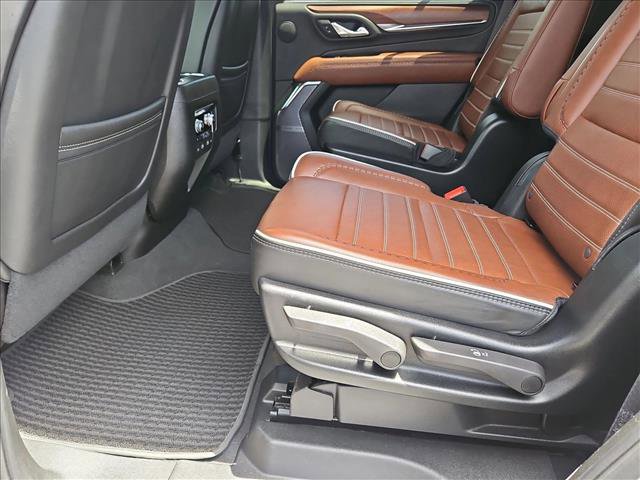Used 2024 GMC Yukon Denali Ultimate AWD/4WD image 28