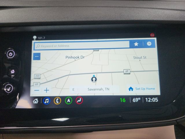 Used 2023 Buick Envision Avenir image 31