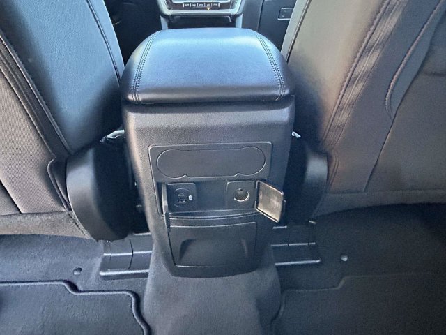 Certified 2022 Ford Explorer XLT RWD image 16