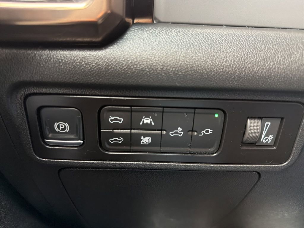 Used 2025 GMC Hummer EV 3X w/ LPO, Sport Package image 22