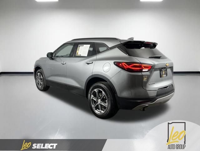 Used 2024 Chevrolet Blazer LT w/ Convenience Package FWD image 4
