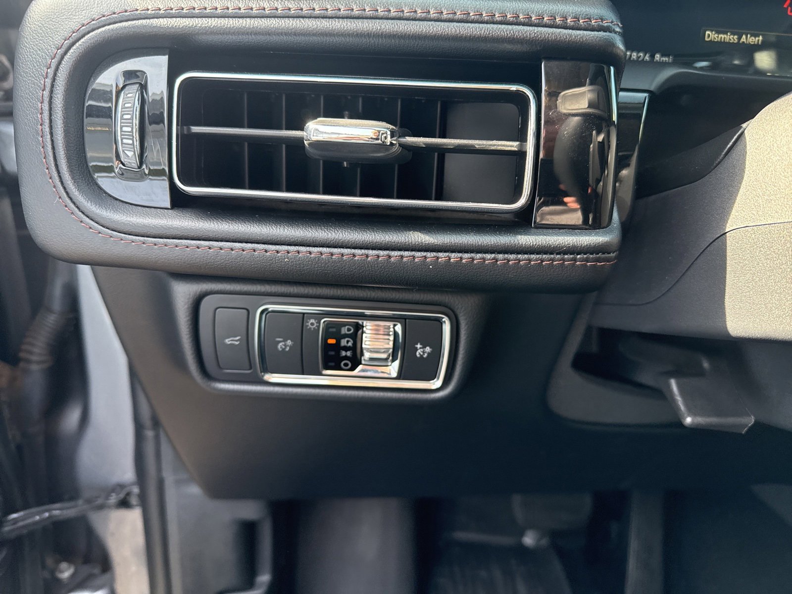 Used 2021 Lincoln Aviator Standard image 15