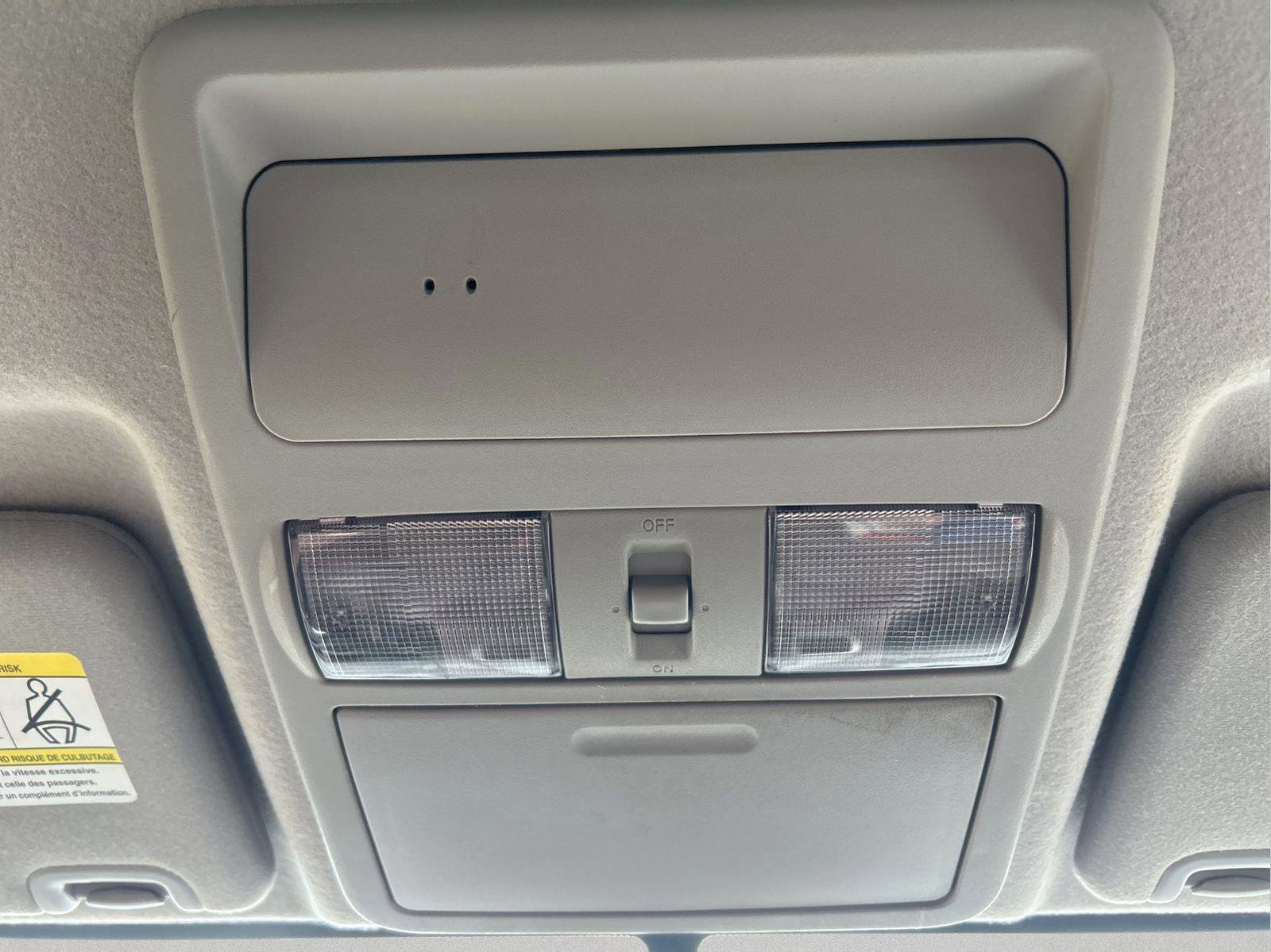 Used 2017 Nissan Frontier SV image 25