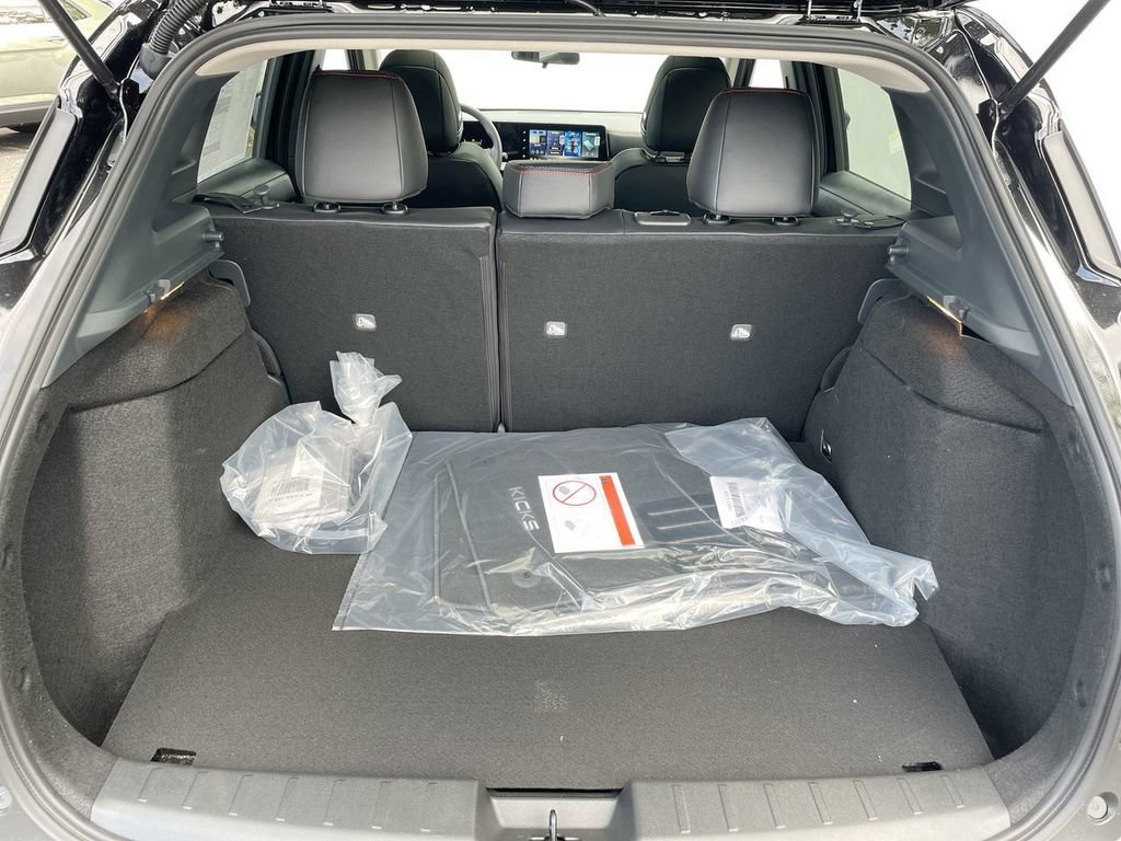 Used 2026 Nissan Kicks SR w/ SR Premium Package AWD/4WD image 67