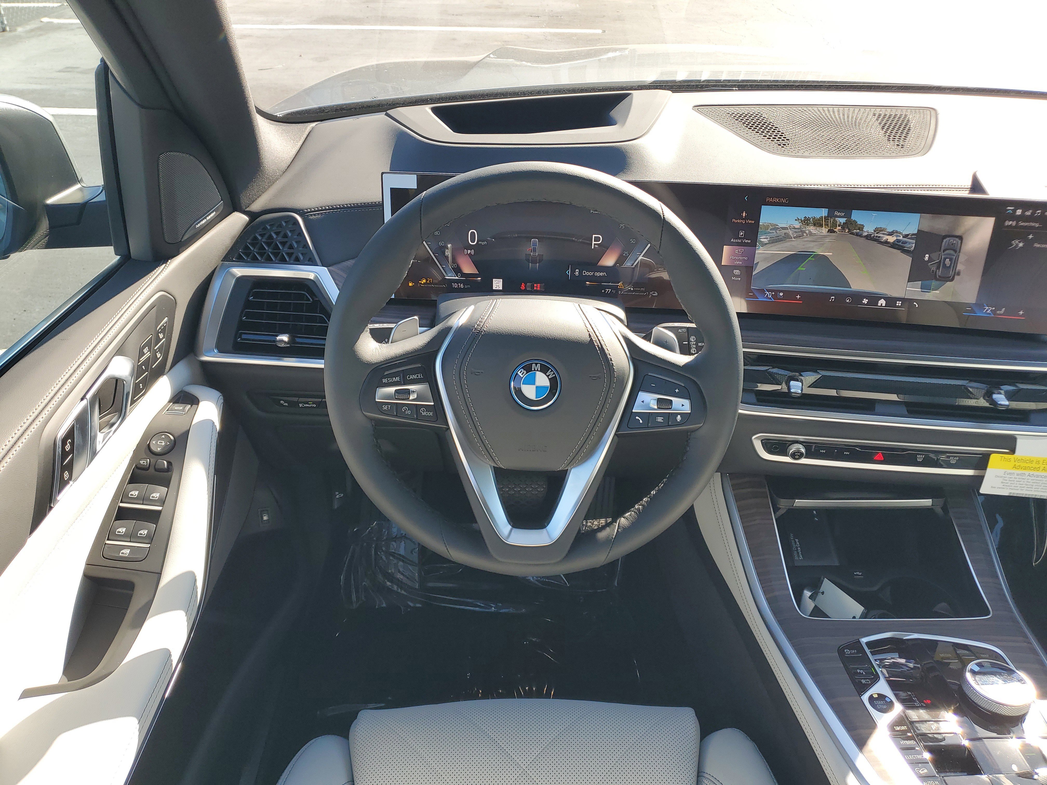 New 2026 BMW X5 xDrive50e w/ Executive Package image 17