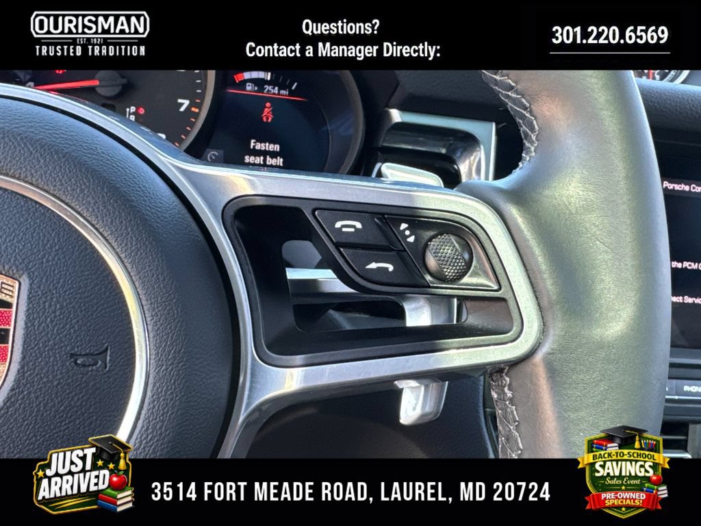 Used 2021 Porsche Macan AWD/4WD image 23