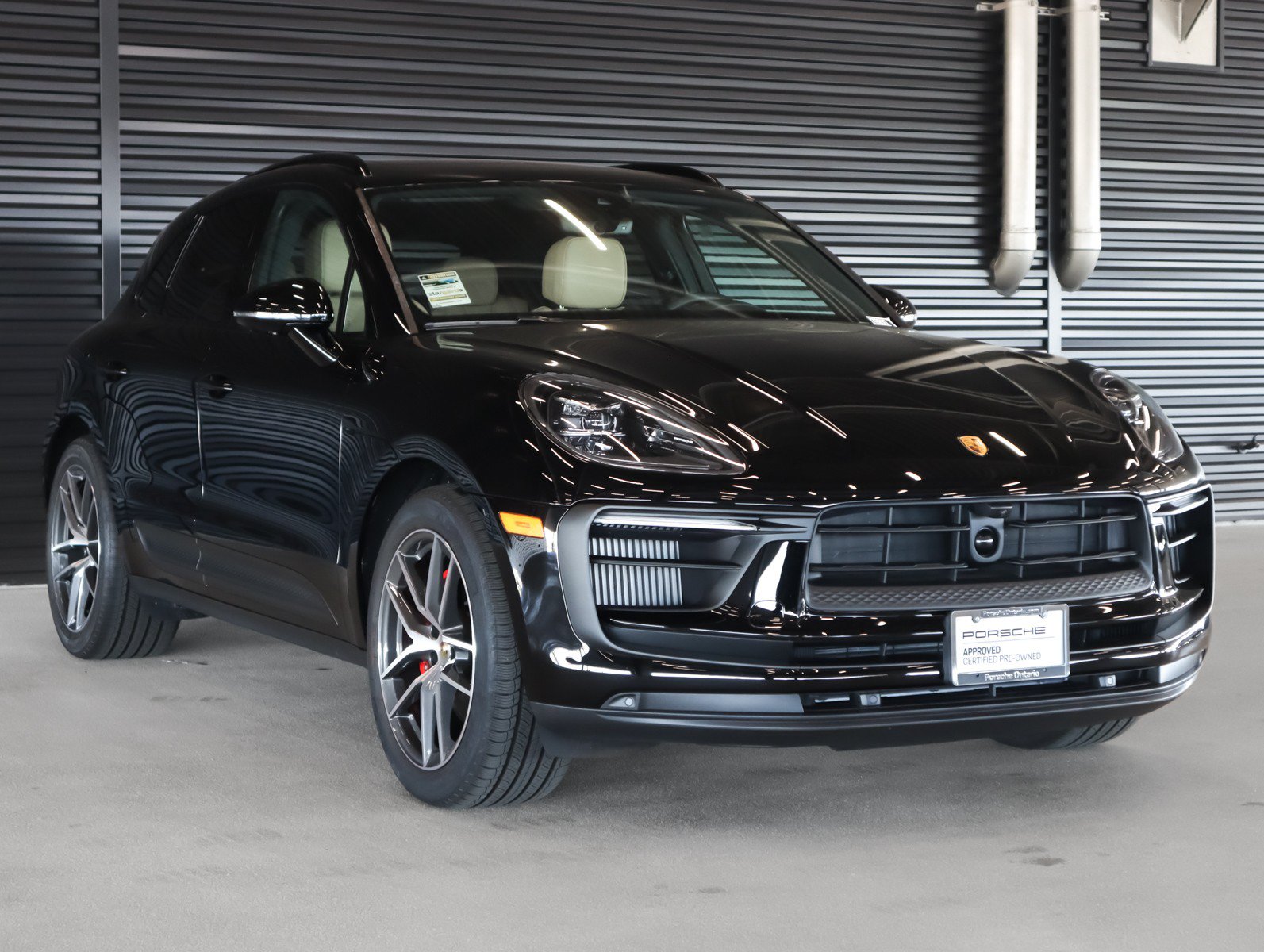Certified 2026 Porsche Macan S AWD/4WD image 7