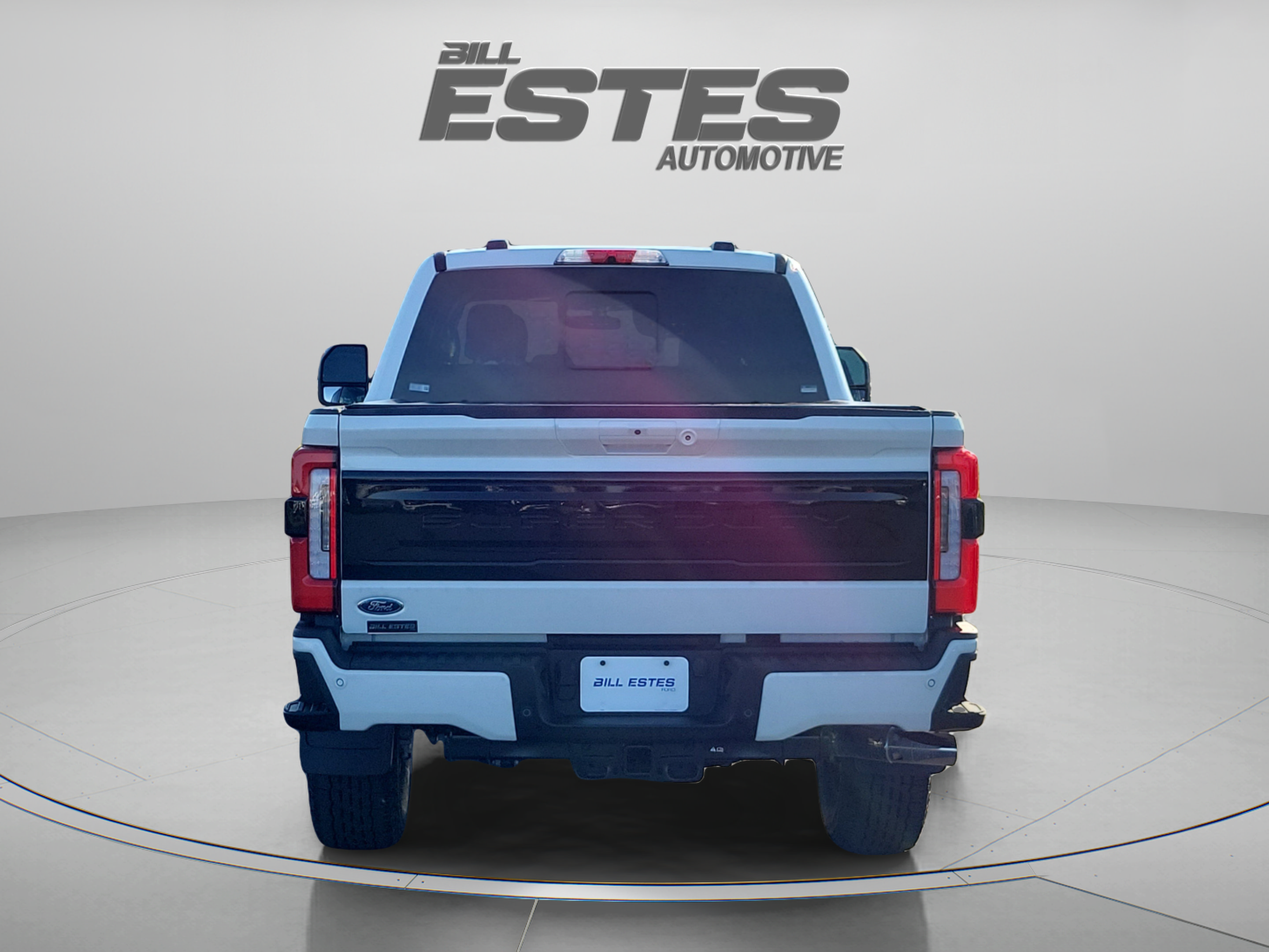 Used 2026 Ford F350 Platinum AWD/4WD image 3
