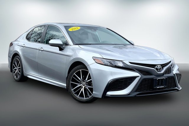 Used 2021 Toyota Camry SE