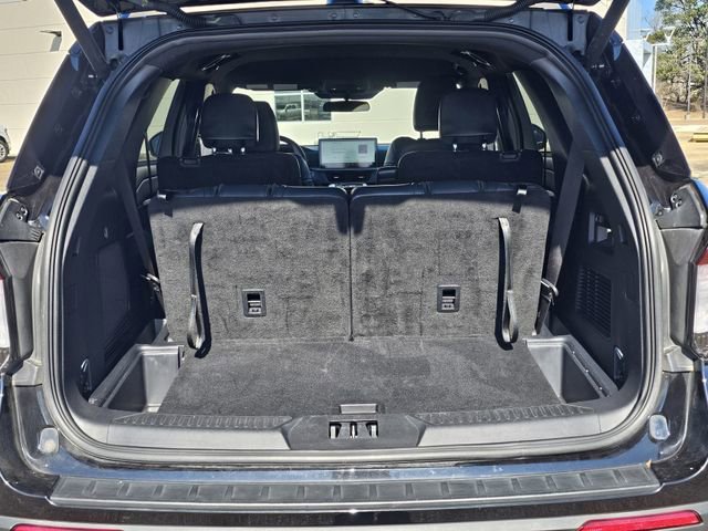 Certified 2025 Ford Explorer ST-Line image 29
