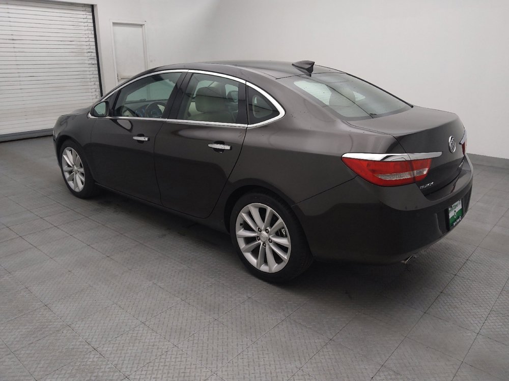 Used 2016 Buick Verano Leather w/ Driver Confidence Package FWD image 3