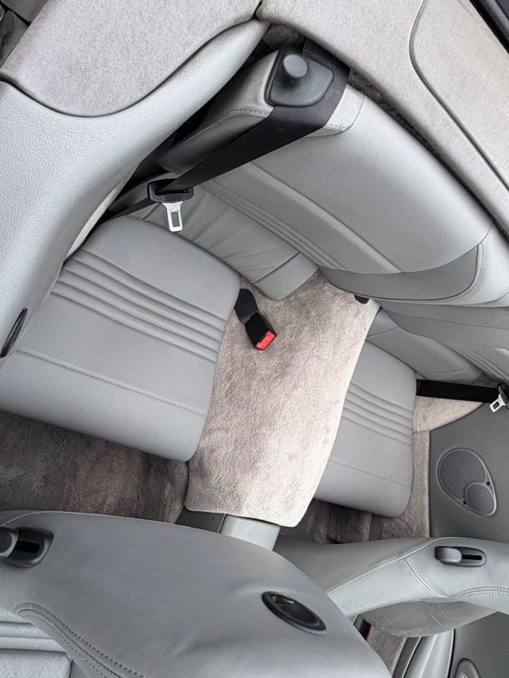 Used 2001 Porsche 911 Carrera 4 AWD/4WD image 43