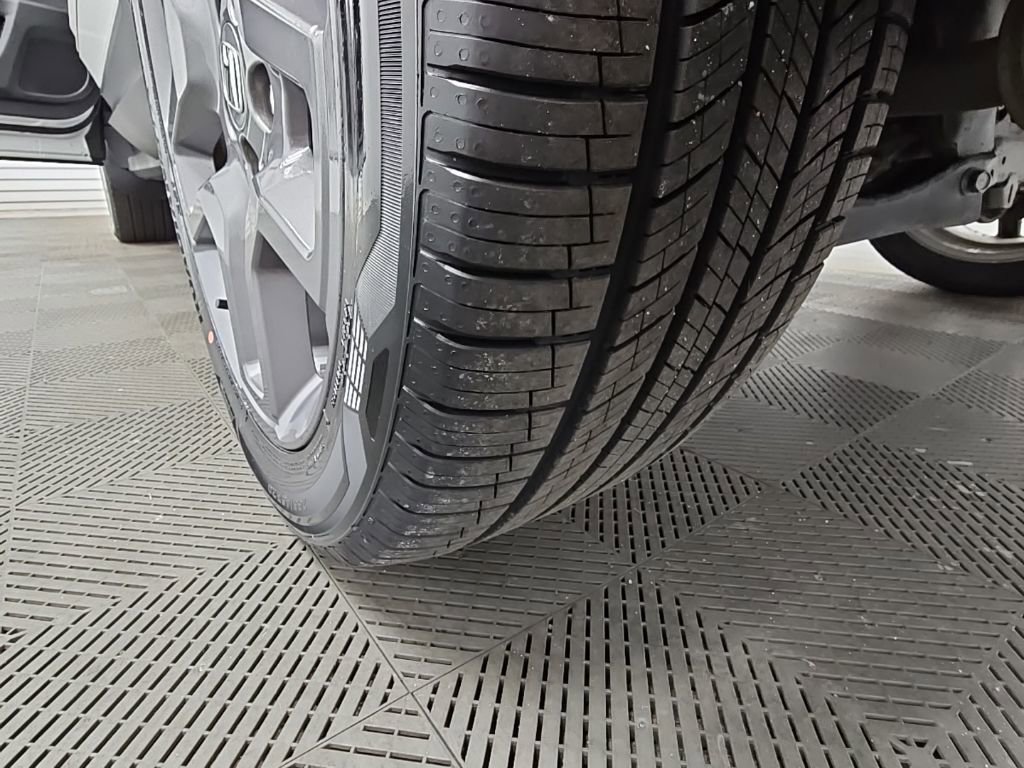 Used 2023 Honda Passport EX-L image 45